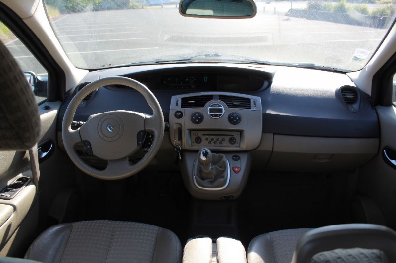 Renault GRAND SCENIC II 1.9 DCI 125CH FAP CARMINAT d ...